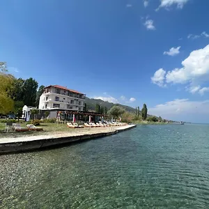 Victoria Hotel Memlishte