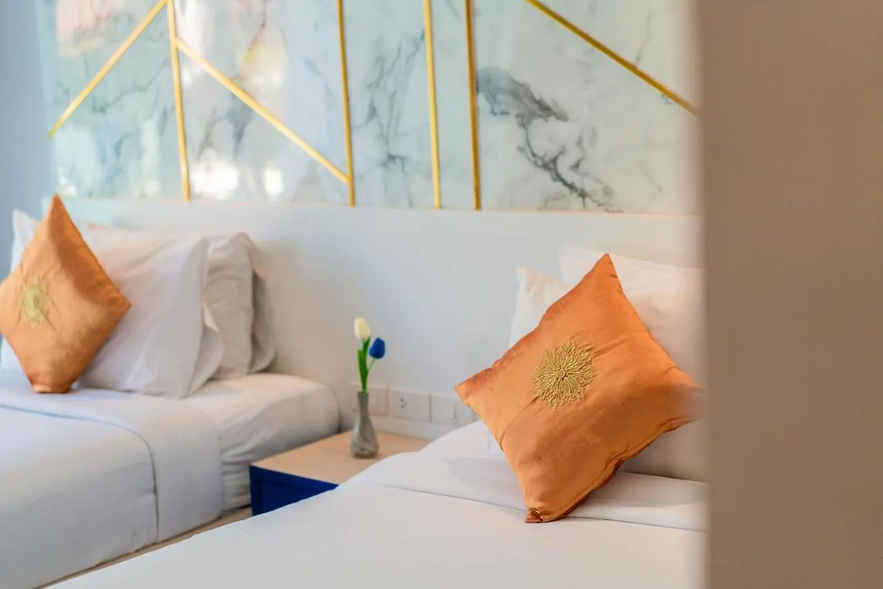 Phi Phi Anita Resort  Phi Phi Adaları